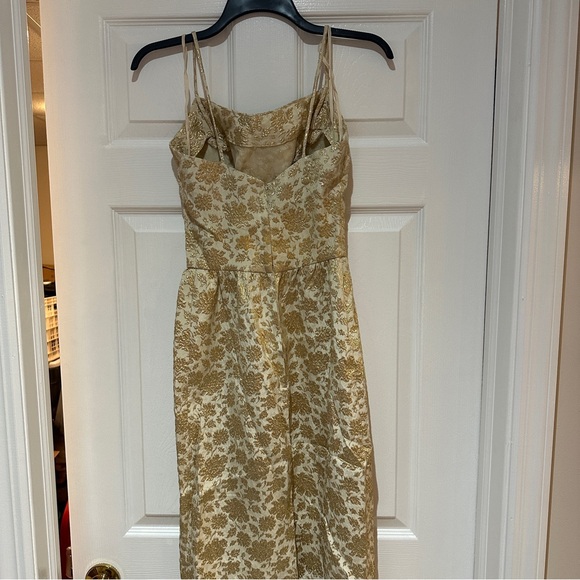Vintage 1960s Harry Keiser gold evening gown - Picture 3 of 10